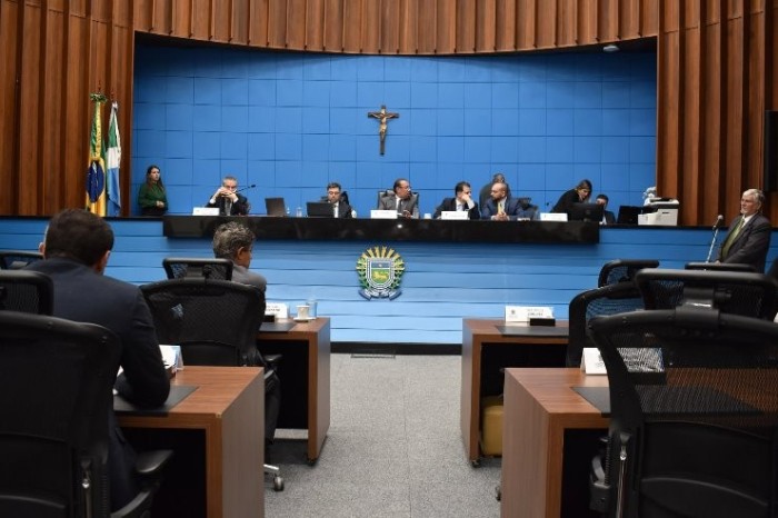 Parlamentares devem votar projetos de calamidade pública e propostas do Executivo