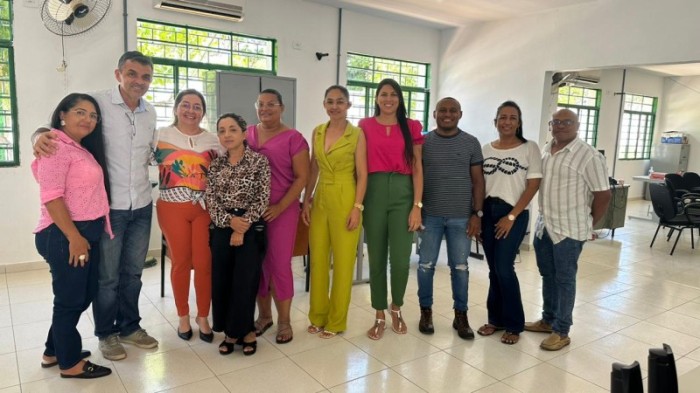 Superintendente da Seduc visita escolas do município de Paulistana