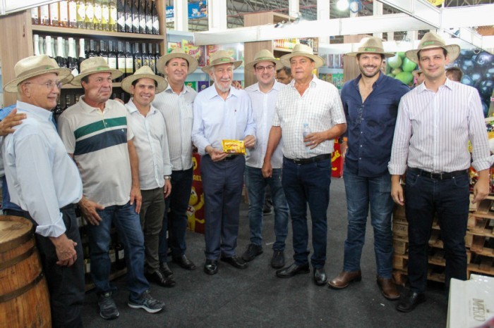 O parlamentar esteve junto com a comitiva do Governo do Estado, representada pelo governador em exercício Darci Piana, deputados, e prefeito da cidade Hermes Pimentel da Silva. / Créditos: Divulgação/Assessoria Parlamentar