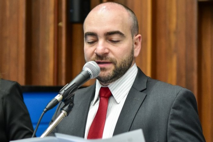 João Mattogrosso pede retomada da construção das EMEIs do Jardim Anache e Jardim Inápolis