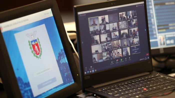 A Assembleia foi a primeira Casa legislativa do país a implantar um sistema de votações remotas, realizadas de forma totalmente virtual. / Créditos: Dálie Felberg/Alep