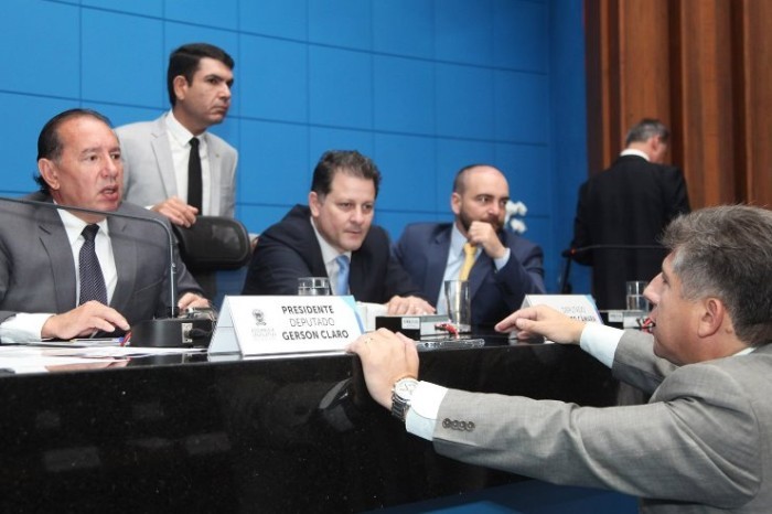 Atos da Mesa Diretora criam mais duas frentes parlamentares