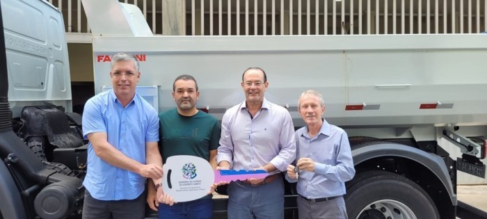 Municípios capixabas recebem novos equipamentos para a agricultura