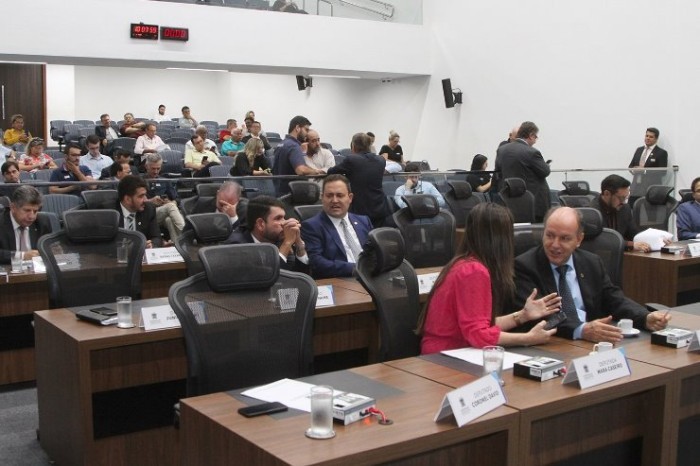 Deputados devem votar quatro projetos na sessão plenária desta quarta-feira