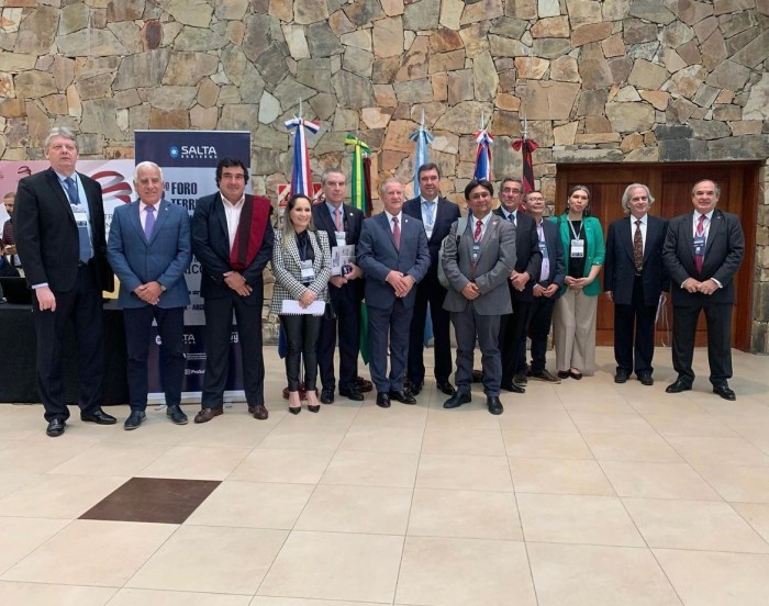 Prefeitos de MS participam com o Governo do Estado do 3º Fórum dos Territórios Subnacionais do Corredor Bioceânico