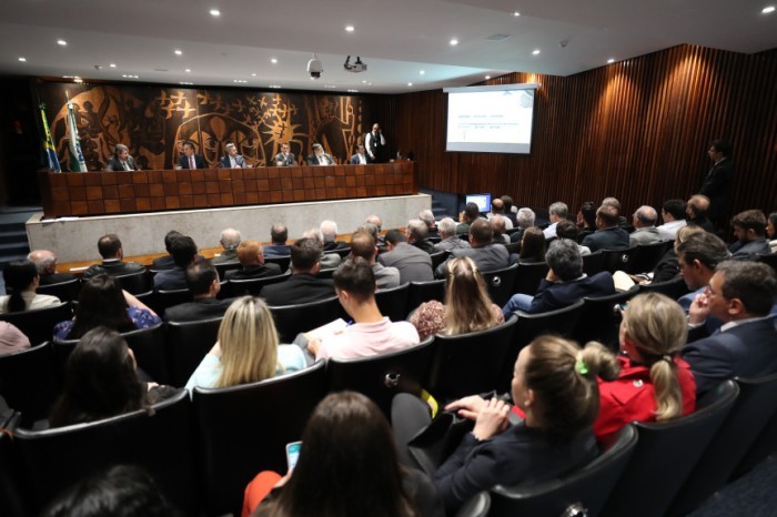 Para setor produtivo, impacto da Substituição Tributária diminui competitividade econômica do Paraná