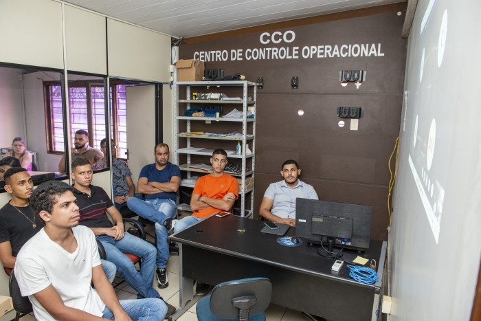 Servidores da Agência de Transporte Coletivo de Palmas participam de treinamento