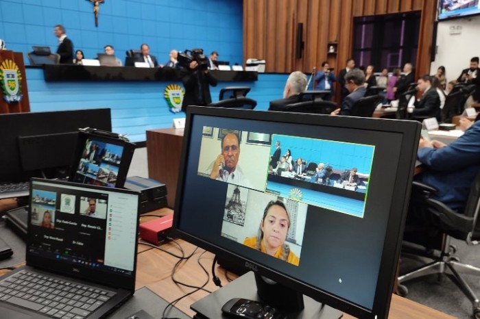 Deputados devem votar quatro projetos na sessão plenária desta quarta-feira