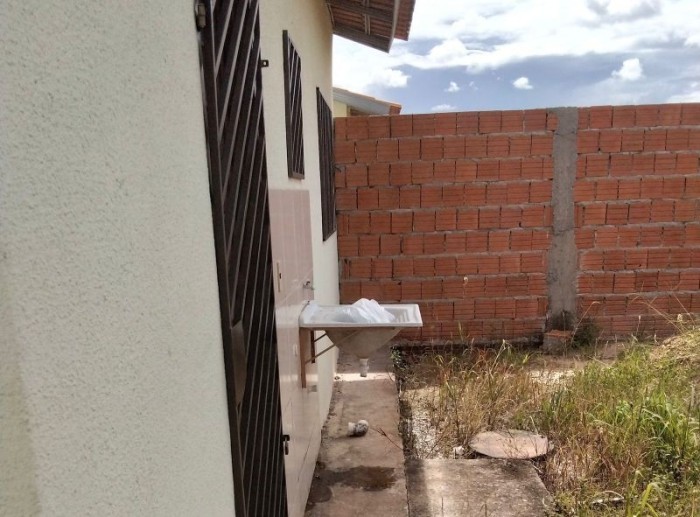 Secretaria identifica 150 casas abandonadas e encaminha documentos para CEF