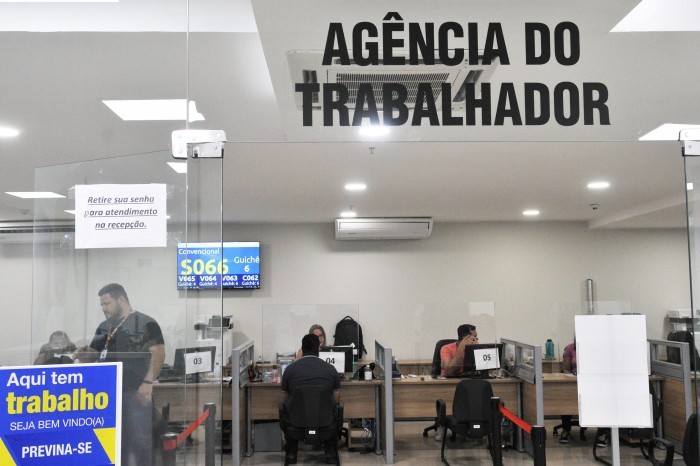Confira as vagas de emprego desta quarta (19)! Maior salário é de R$ 5.300