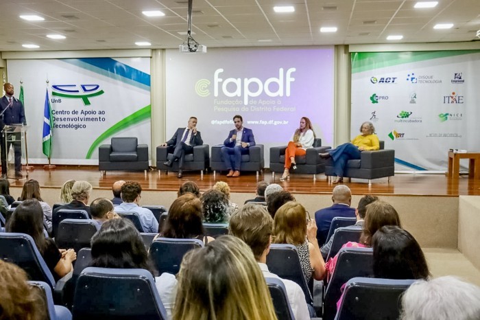 Valor das bolsas de iniciação da FAPDF vai para R$ 700