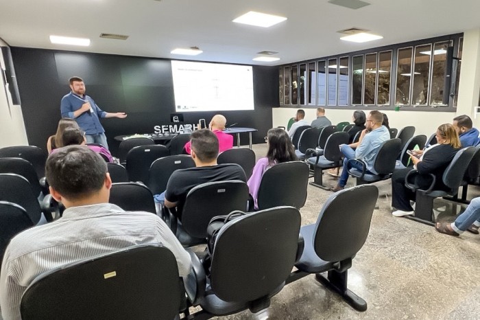 Workshop discute gestão de resíduos sólidos em Palmas