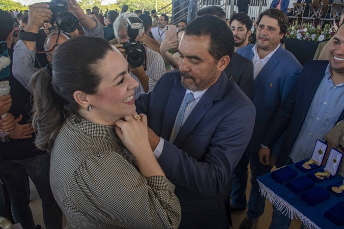 Cinthia Ribeiro é homenageada durante evento da Polícia Militar