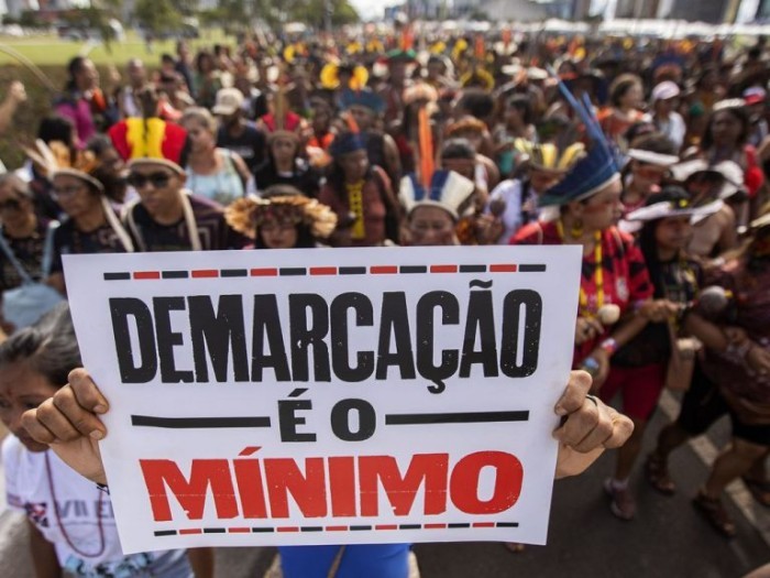 Indígenas estão acampados em Brasília - (Foto: Joédson Alves/Agência Brasil)