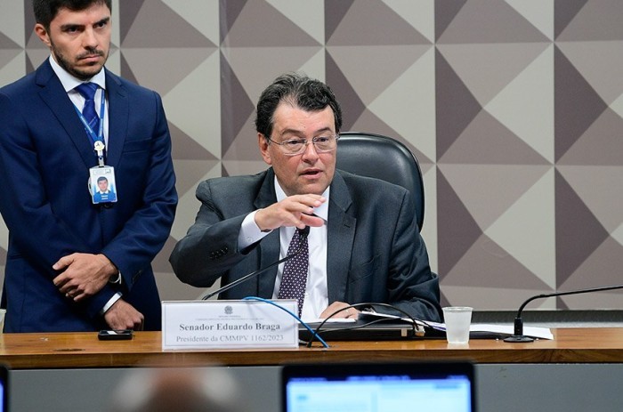 O senador Eduardo Braga é o presidente da comissão mista - Foto: Pedro França/Agência Senado