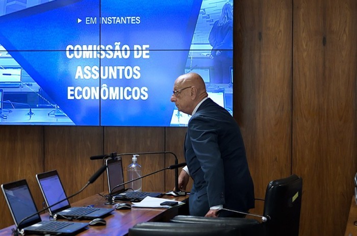 Esperidião Amin foi o relator da mensagem presidencial que pede autorização do empréstimo à cidade catarinense - Foto: Geraldo Magela/Agência Senado