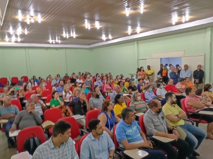 Detran-PI aumenta auxílio-alimentação de servidores e anuncia caravanas no Maio Amarelo