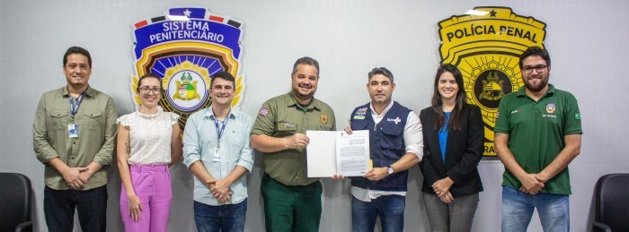 - Emserh e Seap firmam convênio para utilização de serviços com mão de obra de apenados (Foto: Francildo Falcão)
