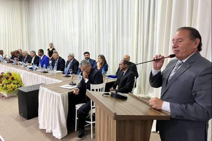 Presidente da ALEMS alerta que criminalização da política enfraquece o regime democrático