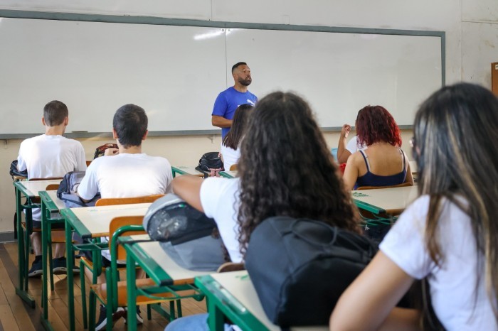 Profissionais da rede estadual de educação podem se inscrever em cursos on-line gratuitos