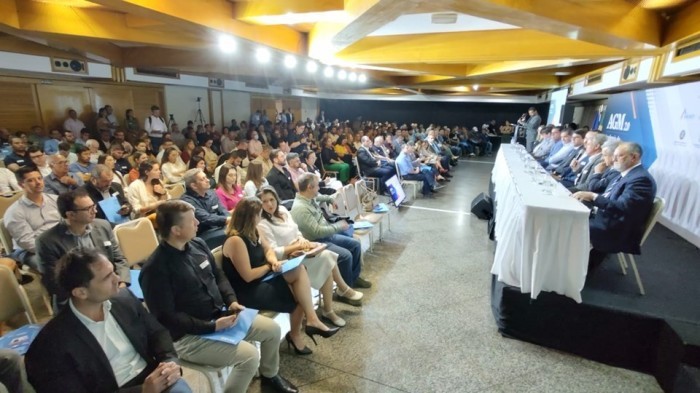 Academia de Gestão Municipal 2.0 é lançada e vai capacitar gestores municipais