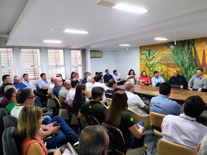 Seag realiza reunião para debater Programa de Desenvolvimento da Cadeia do Leite no Espírito Santo 