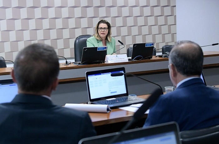 CMA analisa obrigatoriedade de denúncia de maus-tratos a animais em condomínios