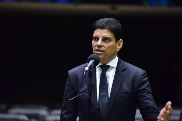 Cláudio Cajado, relator da proposta de novo regime fiscal - (Foto: Zeca Ribeiro/Câmara dos Deputados)