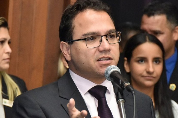 Pedrossian Neto promove 3ª reunião para discutir novo modelo para hospitais de MS