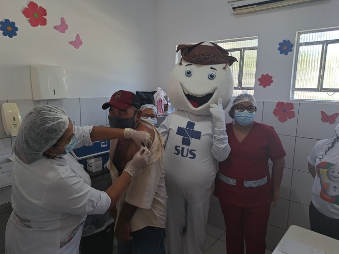 Sesapi realiza ação do Dia D de Vacinação contra Influenza e Covid-19 em Nazária