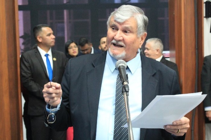 Zeca cobra investigação e punição contra ato de racismo praticado em universidade