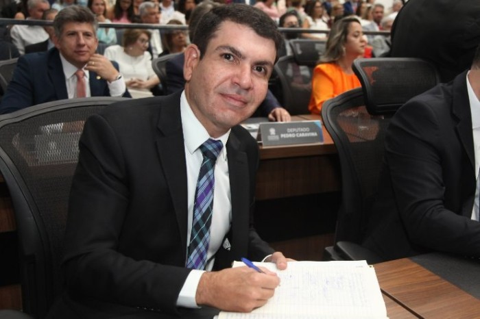 Deputado Jamilson Name apresenta indicação de melhorias para o bairro Santa Mônica