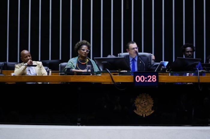 Debate ocorreu em comissão geral no Plenário da Câmara dos Deputados - (Foto: Pablo Valadares/Câmara dos Deputados)