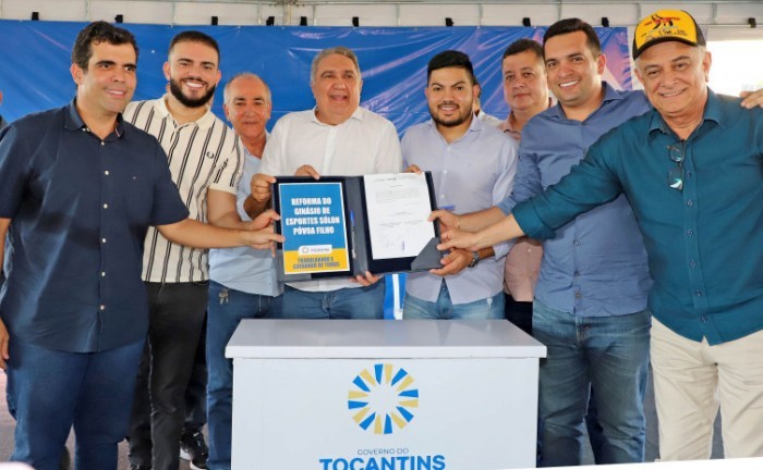 O governador em exercício, Laurez Moreira, assinou ordem de serviço para início da reforma do Ginásio Poliesportivo Sólon Póvoa Filho, em Dianópolis, na tarde desta sexta-feira, 2 de junho - Foto: Esequias Araújo/Governo do Tocantins