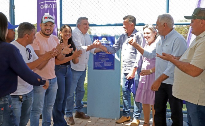 Dentre as obras inauguradas por Laurez Moreira em Santa Tereza, estava a reforma do estádio municipal Sivirino Alves Cardoso - Foto: Tharson Lopes/Governo do Tocantins