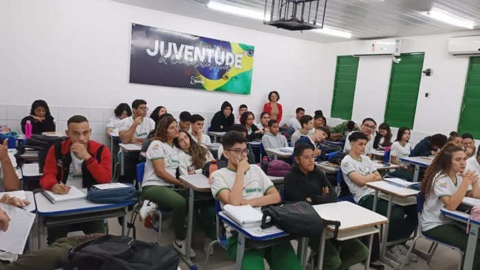 Escolas recebem acompanhamento pedagógico para fortalecer ações do projeto de Recomposição da Aprendizagem