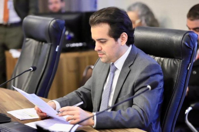 Somente em 2023, a safra de soja deve chegar a 22,4 milhões de toneladas, um recorde para o estado. O segmento, em especial as cooperativas, que são a grande locomotiva, vêm crescendo com média de 20% ao ano e assim nossa terra se consolida como uma das m