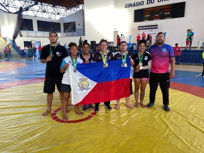 Equipe capixaba conquista nove medalhas no Brasileiro Interclubes de Wrestling