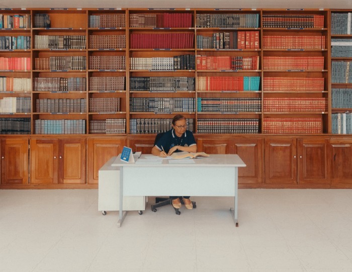 Imprensa Oficial promove campanha de incentivo à leitura e doação de livros