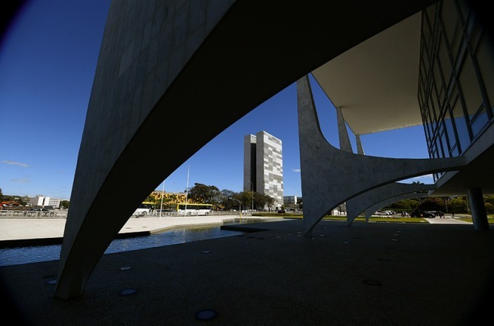 A lei adequa normas nacionais às praticadas pela OCDE