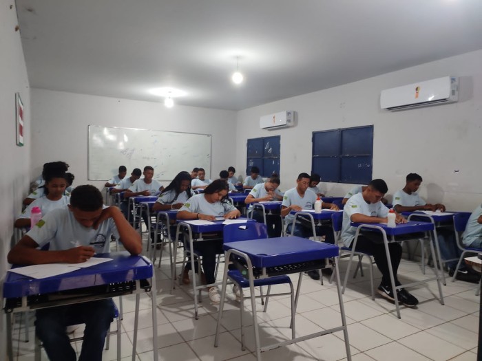 Mais de 138 mil estudantes piauienses realizam prova do projeto Avalia Mais