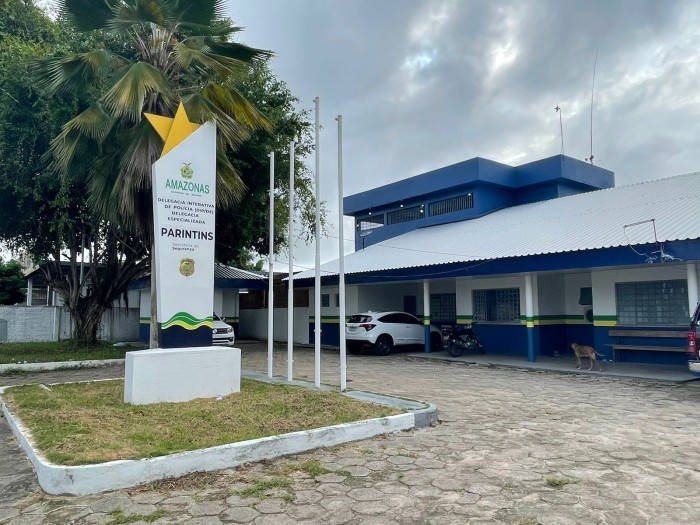 Polícia Civil prende homem pelos crimes de extorsão e falsa identidade praticados contra a própria prima