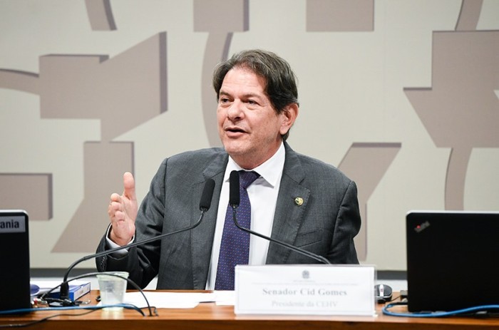 O senador Cid Gomes preside o colegiado, que busca fomentar o hidrogênio verde como fonte energética no país - Foto: Jefferson Rudy/Agência Senado