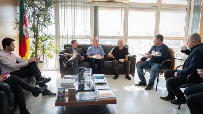 Equipe da SDR se comprometeu a trabalhar na construção de alternativas para auxiliar o município -Foto: Cristiano Junior/Ascom SDR