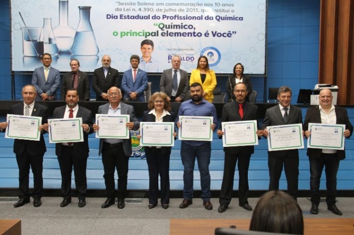Dia do Profissional de Química: ALEMS homenageia quem atua nos bastidores da vida