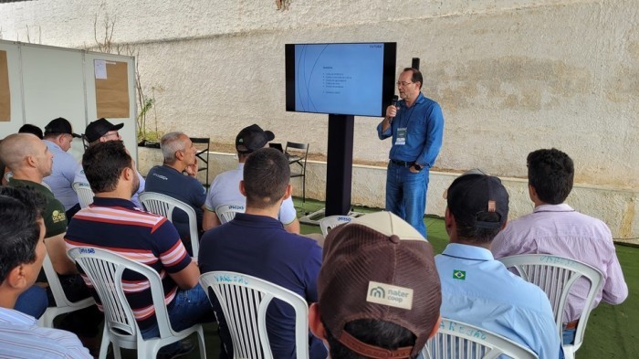 Nova Venécia recebe oficina sobre produção de leite para colaboração Pedeag 4