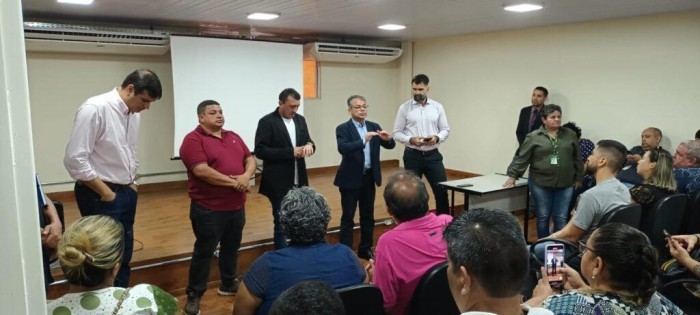 Ipaam recebe donos e representantes de flutuantes em Assembleia Extraordinária