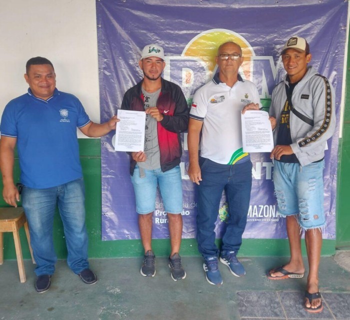 Governo do Amazonas beneficia 41 pescadores com financiamento de equipamentos em Boa Vista do Ramos