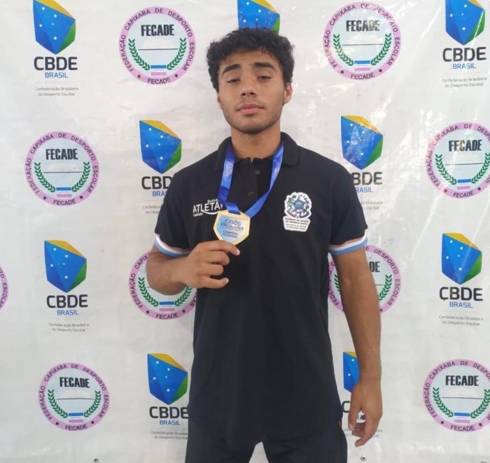 Enzo Pegorette disputa Campeonato Estadual de Jiu-Jitsu em Viana