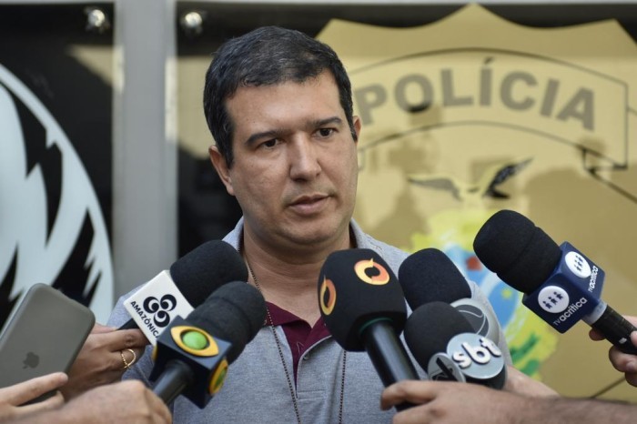 PC-AM prende mulher que aplicava golpes de estelionato em vendas de imóveis populares do Governo